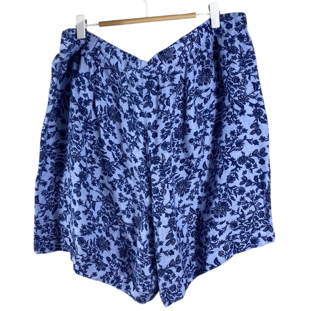 J Jill 7” inseam Linen Blend Floral Pull on  Shorts Blue floral NWT